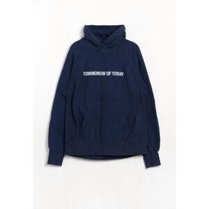 NEW ENGINEERED GARMENTS men's printed raglan hoodie in navy